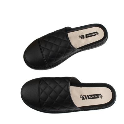 China New Trend Women Summer Deodorization Plaid Design Comfortable Ladies Slippers Outdoor Sandals for sale