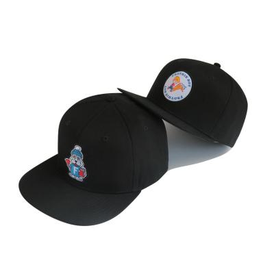 China COMMON custom black short flat brim 6 panel woen label with embroidery brim snapback cap ball cap for sale