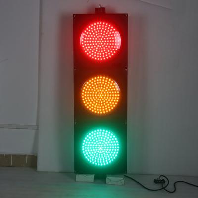 China Engineer Grade PC+Aluminum Sheet Henan Tuming LED Traffic Traffic Light For Road Cross for sale