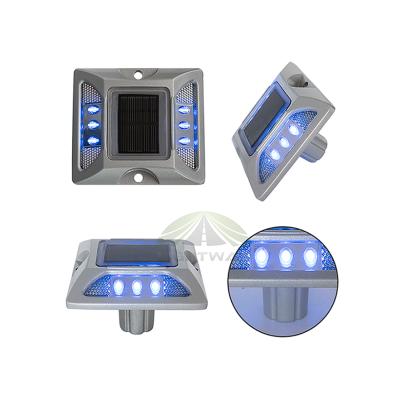 China Aluminum+PC Road Safety Reflective Markers Pavement Sidewalk Waterproof Solar Led Solar Light Beacon for sale