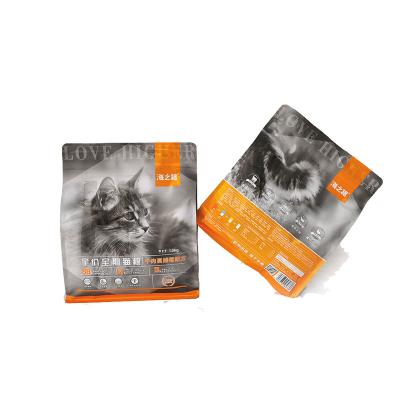 China Viable Complete Nutrient Beef and Cranberry Cat Food Recipe Grain Free Dry Cat Food Dry for Pet Food and Cat Food for sale