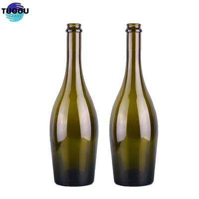 China Drinks

 Wine container Hot sale Empty Antique Green Packaging Shaped 750ml Champagne Glass Wine Bottle en venta