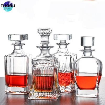 China Drinks

 Wine container Decanter for of Whisky Beverage Whiskey Empty Glass Wholesale Wine Bottle for sale