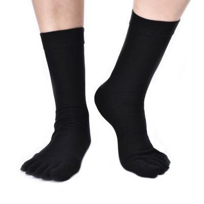 China QUICK DRY Long Sock 5 Fingers Men Boots Anti Slip Toe Five Toe Sports Socks for sale