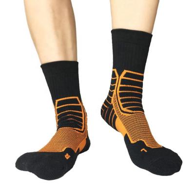 China Wholesale Men's Thick Terry Loop Hosiery Sports Socks Antibacterial for sale