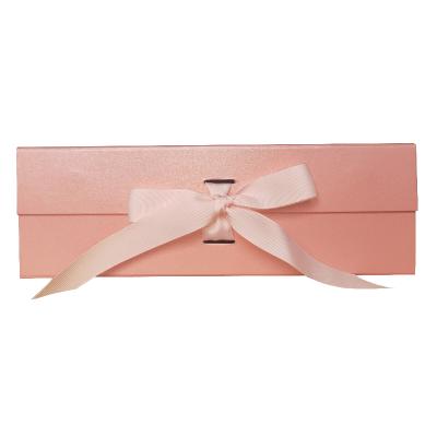 China Recyclable Cheap Pink Christmas Decoration Gift Box Cardboard Packaging Box With Magnetic Lid for sale