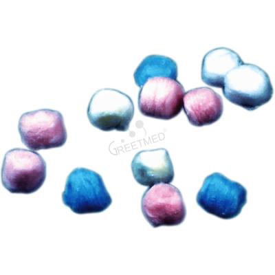 China Hosiptal Cotton Balls Cleaned Super Nature Absorbent Colorful 100% Cotton Balls for sale