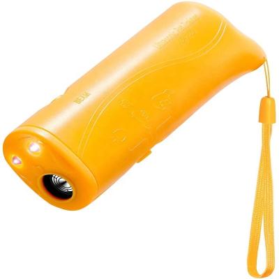 China Sustainable LED Flashlight Boxed Dog Reflector Dog Training Equipment Battery-Free Ultrasonic Barking Dog for sale