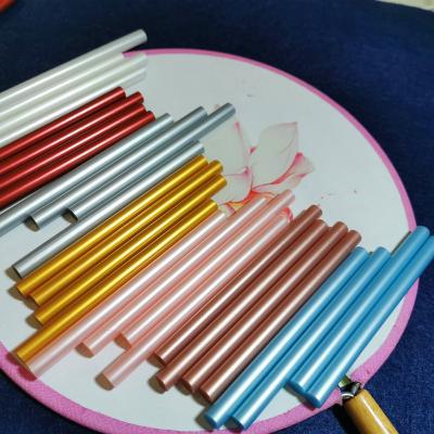 China DIY Handmade Art Craft Wholesale EVA Hot Melt Glue Sticks Glue Sticks Strips Purpose Melting Handmade Sealing Wax Adhesive Sticks DIY Art Craft Hot Glue Glue Gun for sale