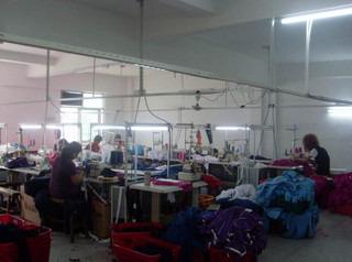 Verified China supplier - Yiwu Yawoo Clothing Co., Ltd.