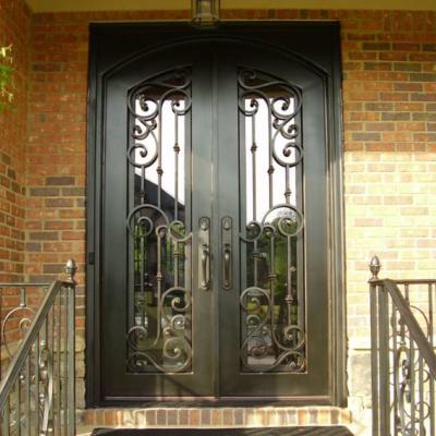 China Classic Swing Entance Security Fiberglass Wrought Iron Gate for sale