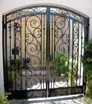 China Easily Assembled Hot Wrought Iron Galvanizted Ornamental Doors for sale