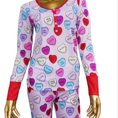 China Wholesale 2022 Viable In StockLong Sleepwear Christmas Loungewear Mommy And Me Valentine Family Matching Outfits for sale