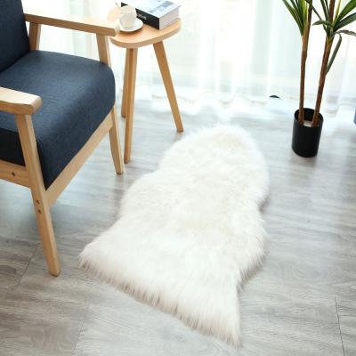 China Popular White Decorative Artificial Sheepskin Faux Sheepskin Plush Luxury European Shaggy Carpet Rugs Blanket Washable for sale