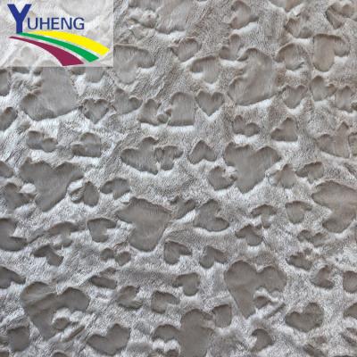 China Antistatic 100% Polyester PV Plush Brushed Heart Pattern Fabric For Toy, Home Textile for sale