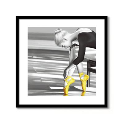 China Elegant Dancer World Size 3d Images Custom Lenticular Image for sale