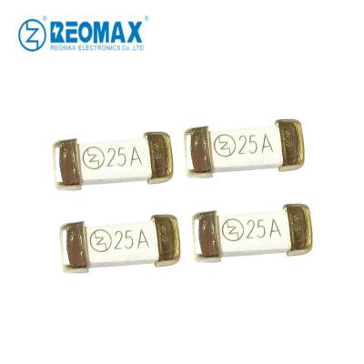 China Outdoor Power Supply SMD Mount Fuse 20A 25A 72V/125V Fast Blow / Slow Blow SMD Fuses With UL/UR for sale