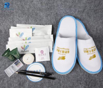 China Wholesale Cheap Hotel Supplier 5 Star Hotel Bathroom Amenity Sets PHA001 for sale