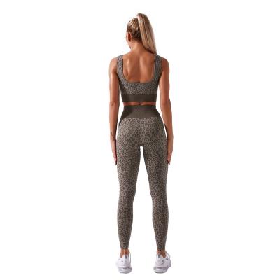 China Opard Lea Opard Plus Size Four Way Hip Lift Women Stretch Bra Lady Fitness Pants High Waist Bra Suit Sports Wear Set for sale