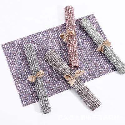 China Heat Insulation Minimalist Non-slip European-style Non-slip PVC Cavity Pattern Spot Knotted Yarn Western Place Mat for sale