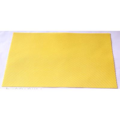 China Chinese Bee Farm Supplier Beeswax Base, Food Grade Beeswax, Beeswax Base Sheet for sale