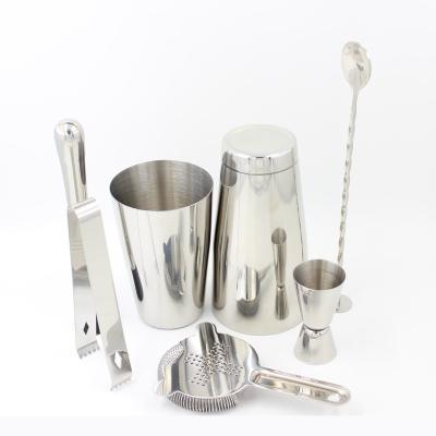 China Professional stainless steel mixology boston shaker mug bartender kit viable cocktail shaker set for sale