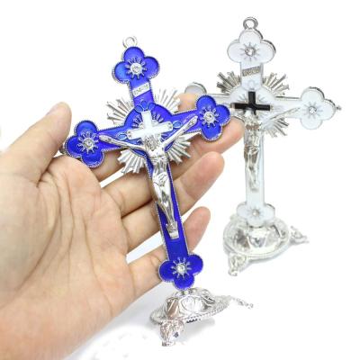 China Europe Religious Wholesale Alloy Metal Cross Crucifix Statues for sale