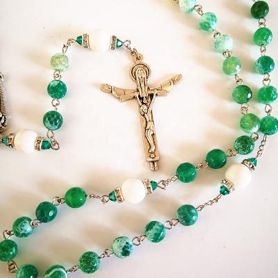 China 8mm Stone Green Religious Round Beads Rosary Chain Bracelet Catholic With Cross Pending for sale