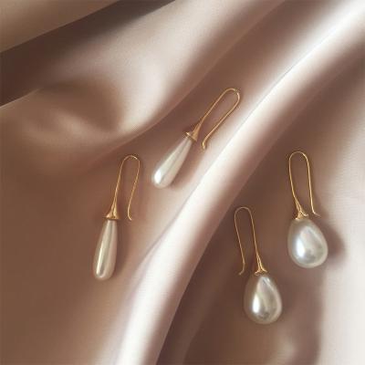 China TRENDY Chic Fashion 14K Gold Plated Geometric Pearl Drop Earrings Water Drop Pearl Dangle Earrings For Party for sale