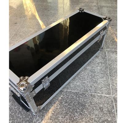 China Large Customizable Aluminum Equipment Flight Case Dustproof Shockproof Waterproof On Wheels Transport for sale