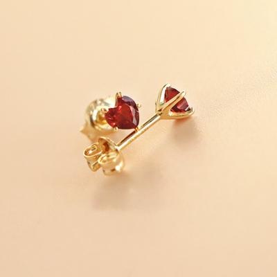 China Romantic Heart Shape Real Garnet Natural Stone Trendy January Pure Red Birthstone S925 Sterling Sliver Stud Earrings For Girl Women Party for sale