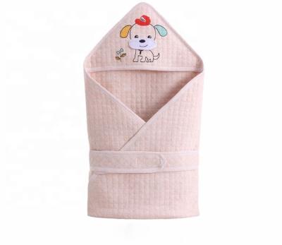 China 2021 Hot Wholesale Baby Breathable Hooded Towels With Animal Design Dog Bear Washcloth Towels For Infant for sale