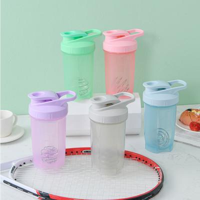 China Outdoor Portable Plastic Drinking Sports Mixing Shaker Bottle Fitness Gym 500ml Viable Whey Protein Powder for sale