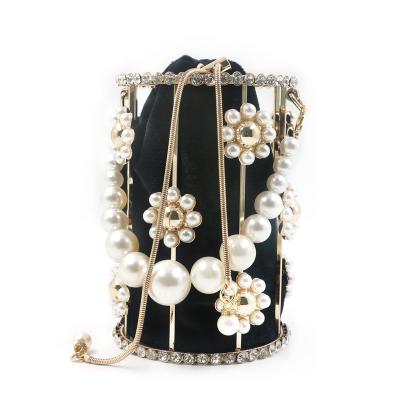 China Fashionable Custom Luxury Crystal Beaded Bags Pearl Handle Evening Bucket Bag Women Clutch Purse for sale