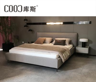 China Factory Wholesale Custom Convertible Modern Beds King Queen Size Fabric Upholstered Hotel Beds Simple Style Design Beds for sale