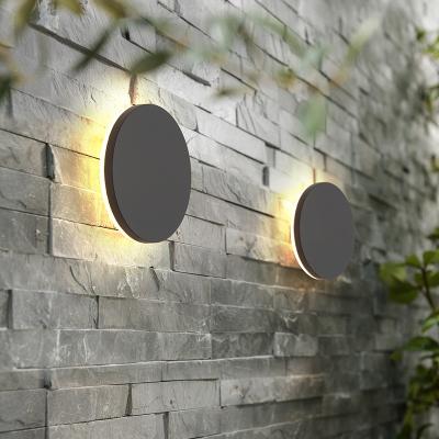 China Modern Outdoor Aluminum Wall Lamp 12w White Round Waterproof Modern Indoor Outdoor Led Porch Lights Wall Lamp Aluminum Garden LED Wall Light for sale