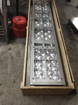 China Anpassung von Aluminium-Pulp-Eier-Tray-Formen mit CE-Zertifizierung zu verkaufen