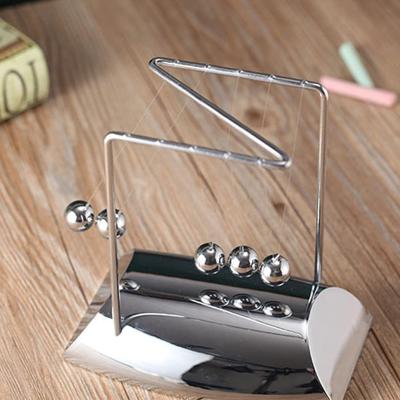 China All Sector High Quality Newton Cradle Z Shape Balance Balls Metal Pendulum Physics Science Pendulum Ornaments for sale