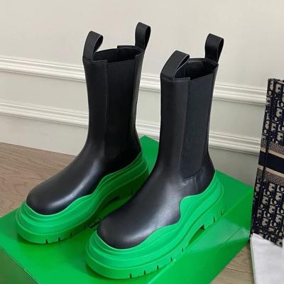 China Dark Green Massaging Chelsea Boots Winter Fashion Platform Chunky Boots for sale