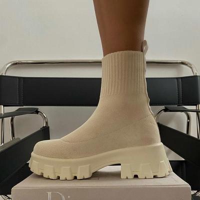 China 2021 Autumn Winter New Couple Stretch Rubber Socks Women's Thick-soled Casual Plus Size Knitted Ankle Boots Botas De Mujer for sale