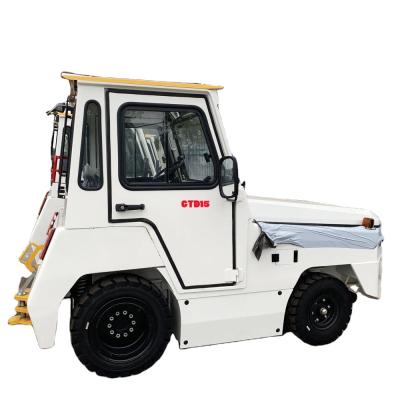 China Airport Ground Equipment Airport Baggage Diesel And LPG Towing Tractor for sale