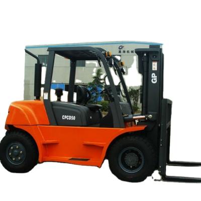 China Hotels 5 tons of small diesel forklift for sale