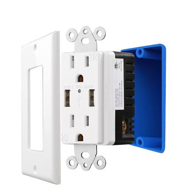 China Chip Usb Standard UL498 125V Smart Socket With Dual USB Port 5.0A Wall Socket Outlet for sale