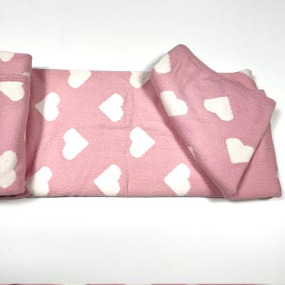 China 100% cotton knitted love blanket design patterned pink kids blanket free size for sale