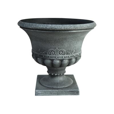 China Pedestal Traditional Style PP Plastic Material Design Lightweight Durable Plastic Urn Planter for Doors Decks Porches and Table Centerpieces for sale