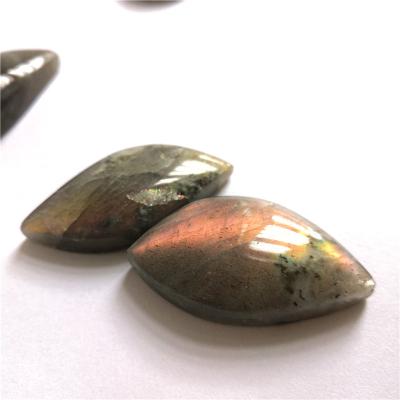 China China Newcomers Wholesale Natural Polished Irregular Crystal Labradorite Leaf Pendant Gemstone Moonstone Pendant For Gift for sale