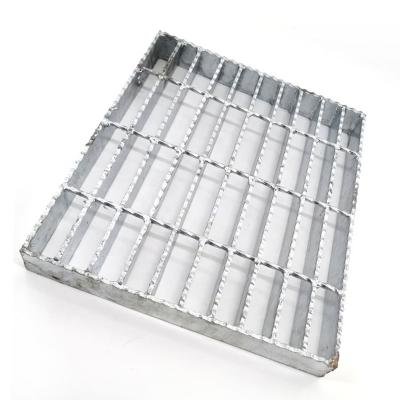 China Craftsman fabricated rectangular press locked stainless steel grating 32x5 plain serrated ss steel floor webforge grating serial size for sale