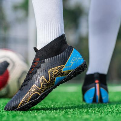 China Fashion\Comfortable\Durable Football Boots Most Popular Design Breather Boots Shoes Mens Professional Soccer Football Boots for sale