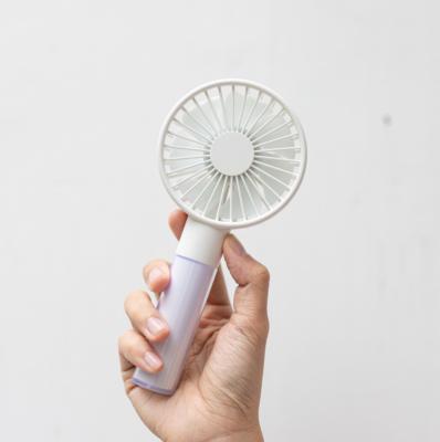 China Handheld USB Charging Mini Smart Rechargeable Desk Hand Portable Fan Table Personal Handheld Desktop Fan for sale