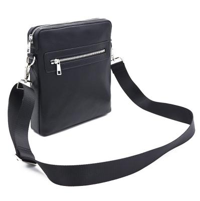 China Custom Made Light Weight PU Men Shoulder Bag Daily Used Casual Leather Waterproof Cross - Body Bag For Men for sale